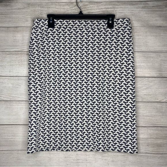 Banana Republic Dresses & Skirts - Banana Republic Blue White Pencil Skirt